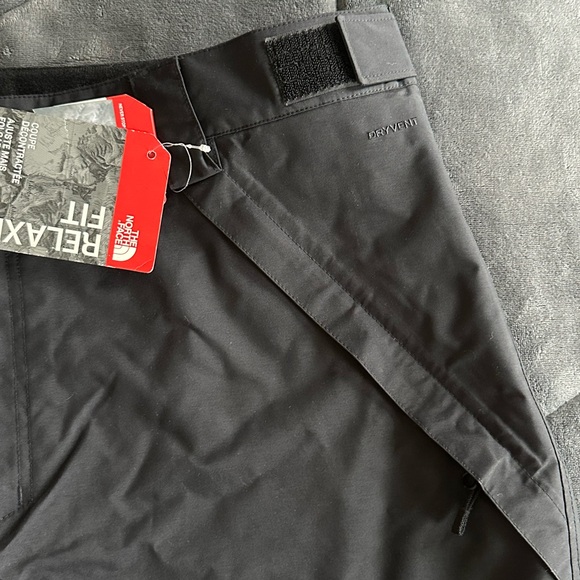 The North Face Black Men's Apparel - Picture 7 of 10